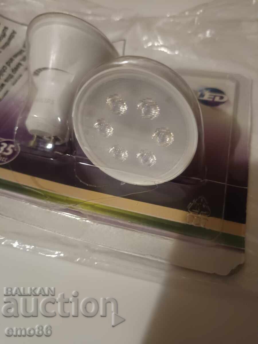 2 LED σποτάκια Β.Ζ.Κ με τιμή 2.00 BGN | € 1.02