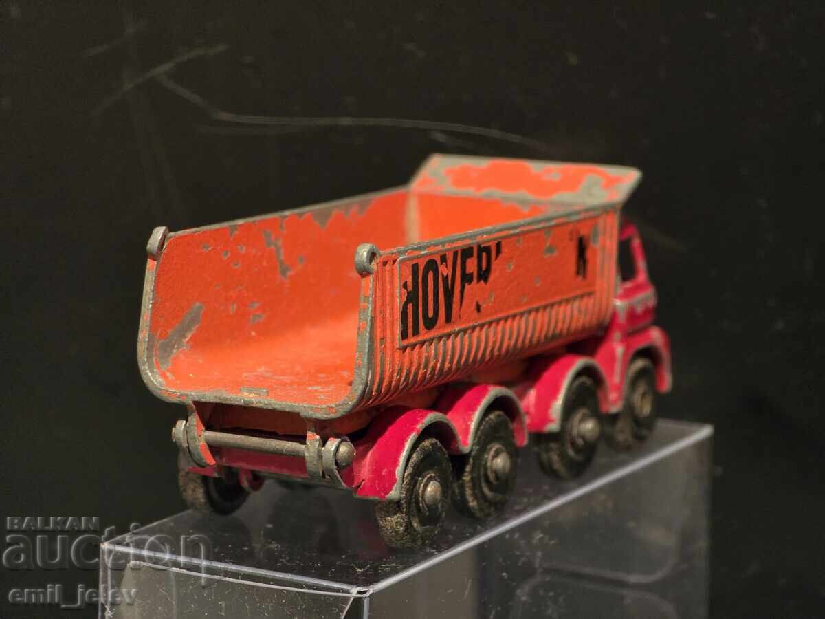 Delivery of LESNEY Matchbox-17D Hoveringham Tipper 1964-1968
