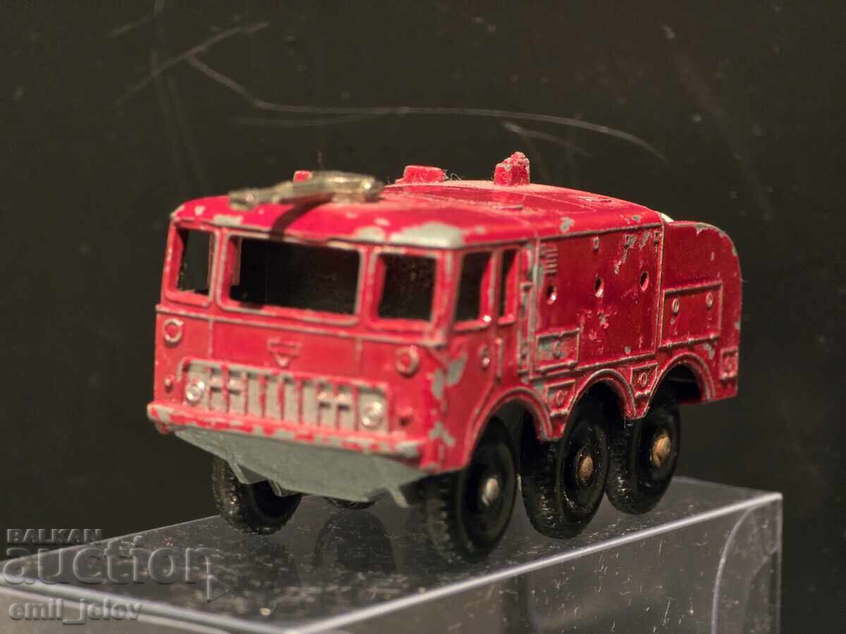 Auction  Matchbox Lesney No. 63B Foamite Crash Tender 1963-1967