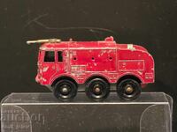 Matchbox Lesney No 63B Foamite Crash Tender 1963-1967 g