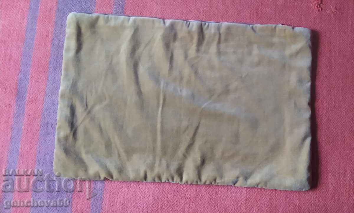 Auction Authentic pillowcase - embroidery with woolen threads Auction Authentic pillowcase - embroidery with woolen threads