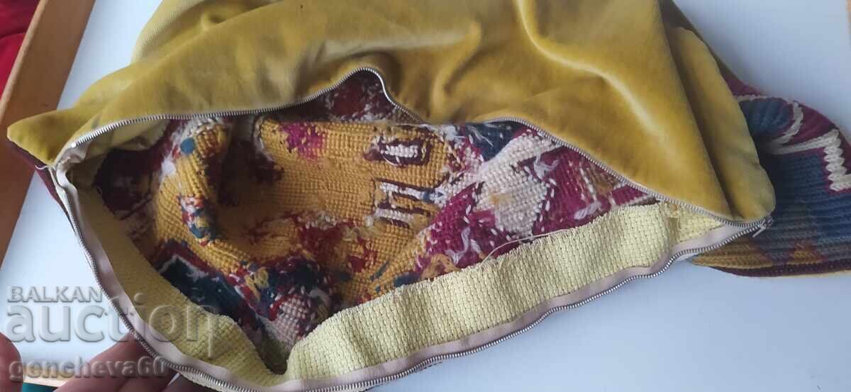 Authentic pillowcase - embroidery with woolen threads - 5 Authentic pillowcase - embroidery with woolen threads - 5