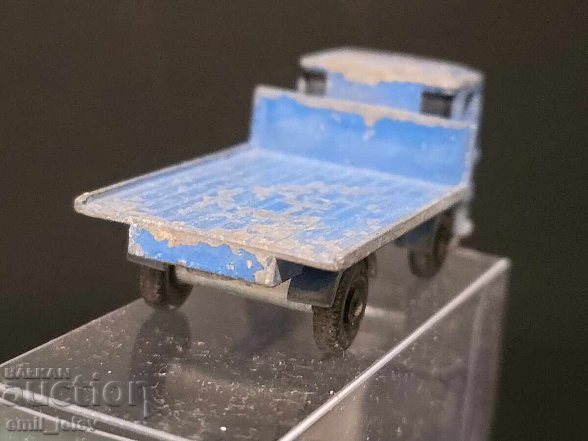 Delivery of Matchbox Lesney No. 60B Site Hut Truck 1966