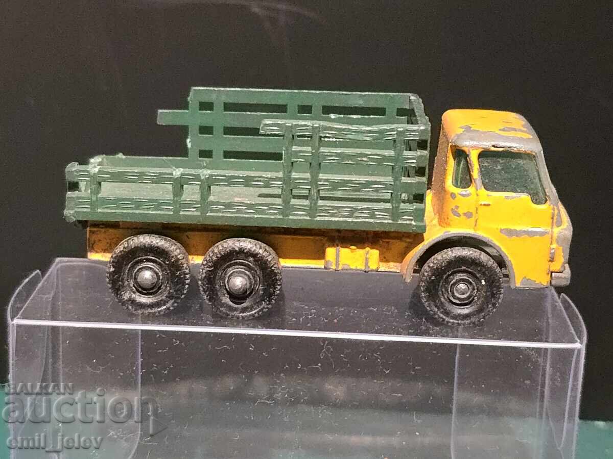 Matchbox Lesney No. 4D Stake Truck 1966