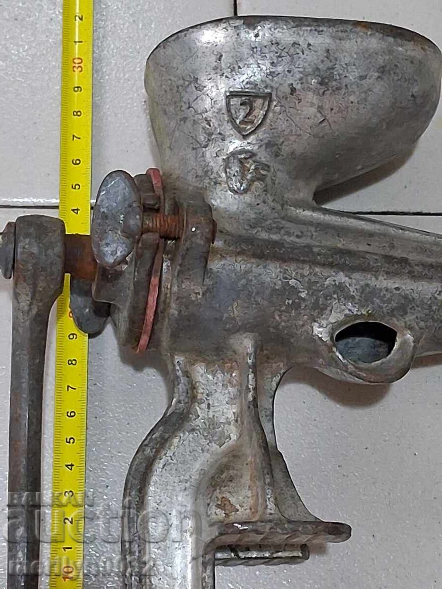 Παλιά μηχανή άλεσης φρούτων για χυμούς, μύλος - 5