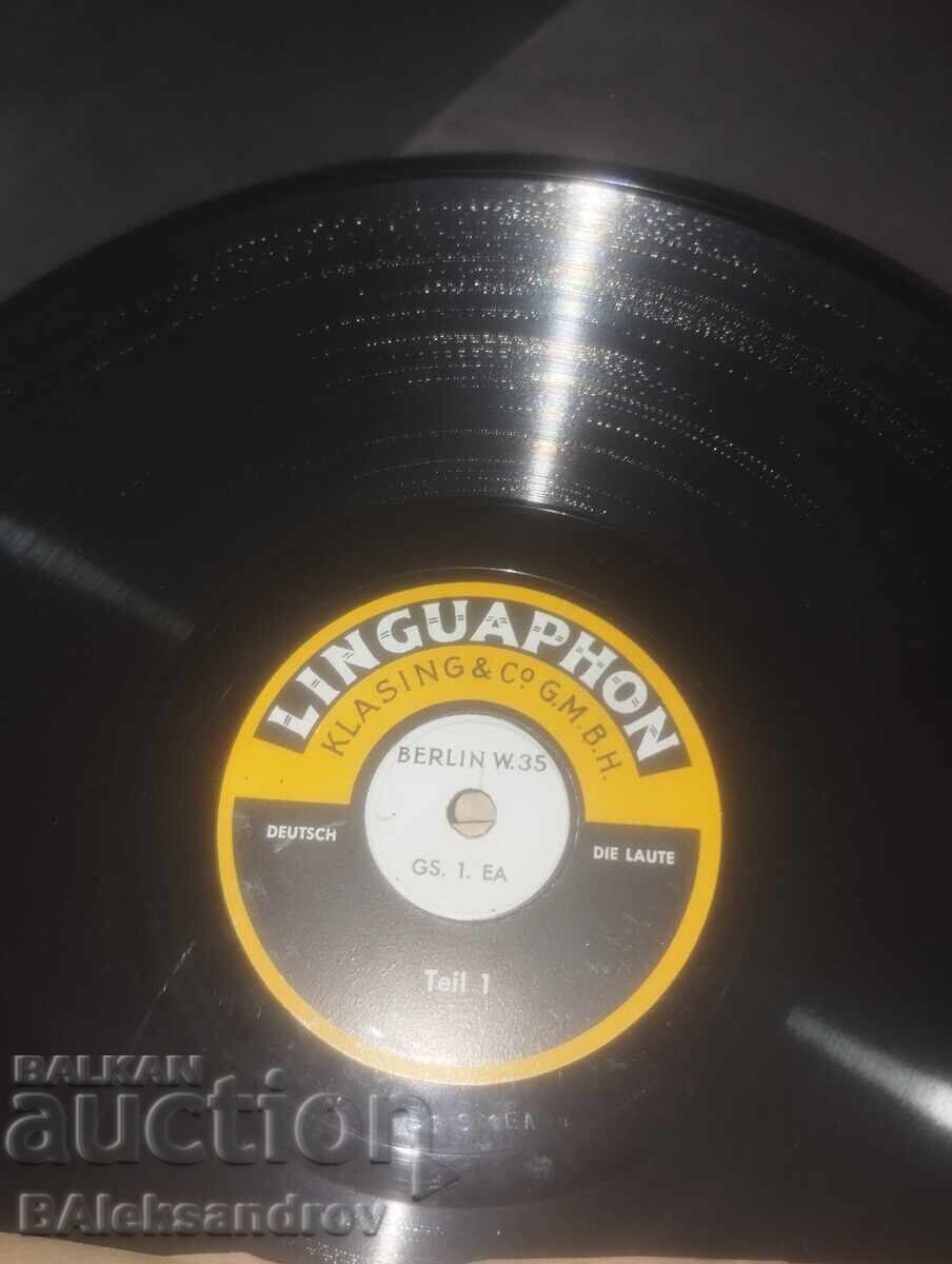 Set of shellac records with original case - 5