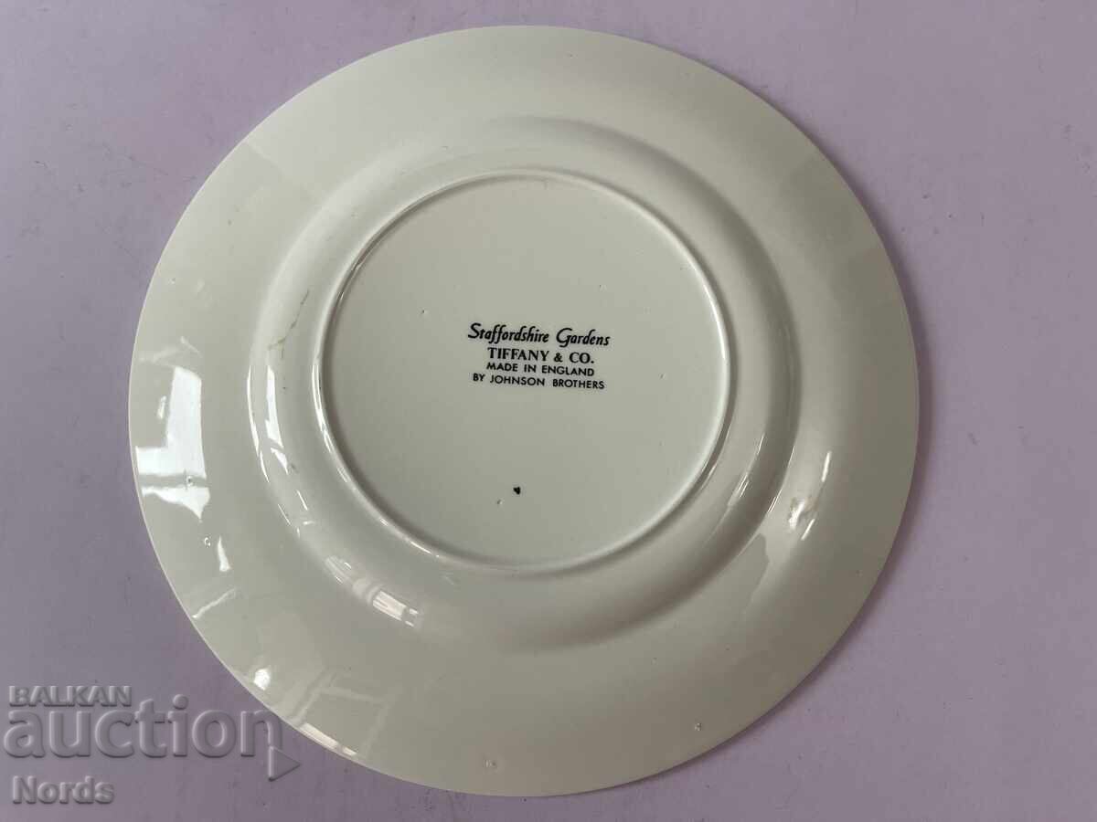 Auction  Johnson Brothers porcelain plate