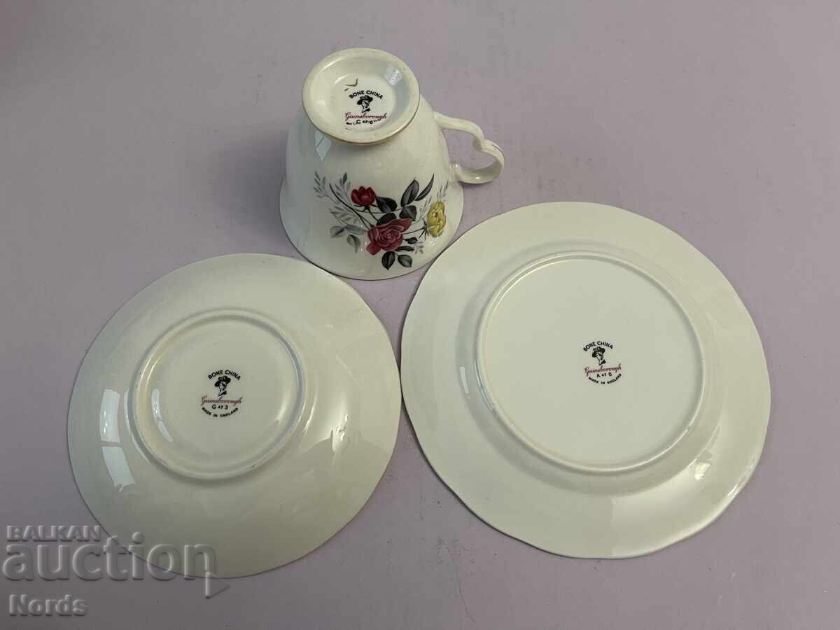 Παράδοση Αγγλικό τριπλό σετ τσαγιού Παράδοση Αγγλικό τριπλό σετ τσαγιού