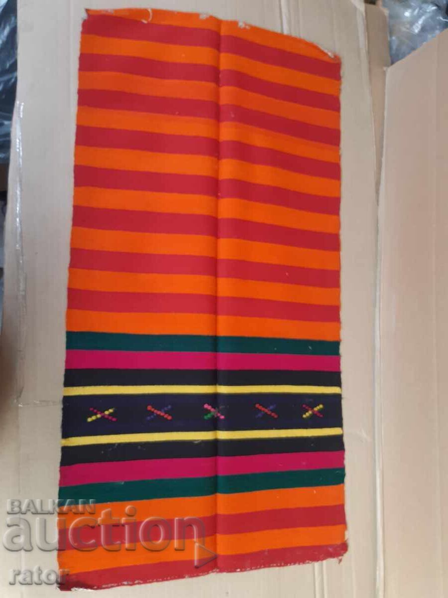 Αυθεντική μάλλινη ποδιά, κοστούμι