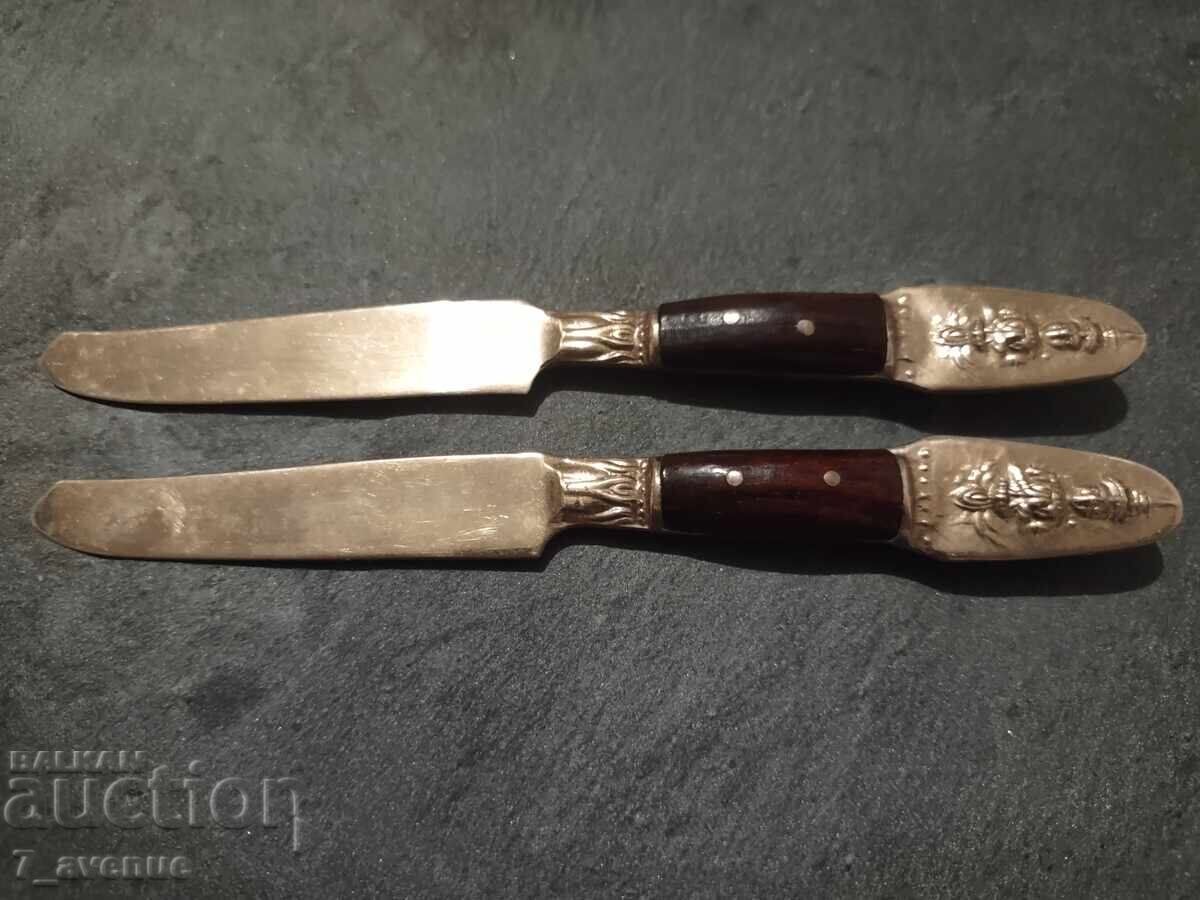 Cutlery, two knives, for butter, cheese....8.11..25 with price 69.00 BGN | € 35.28