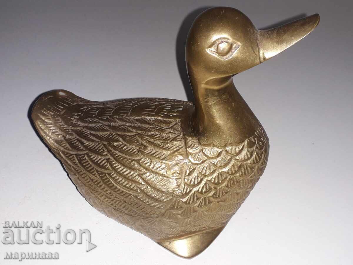 FIGURĂ MASIVĂ. ALAMĂ cu preț 25.00 BGN | € 12.78