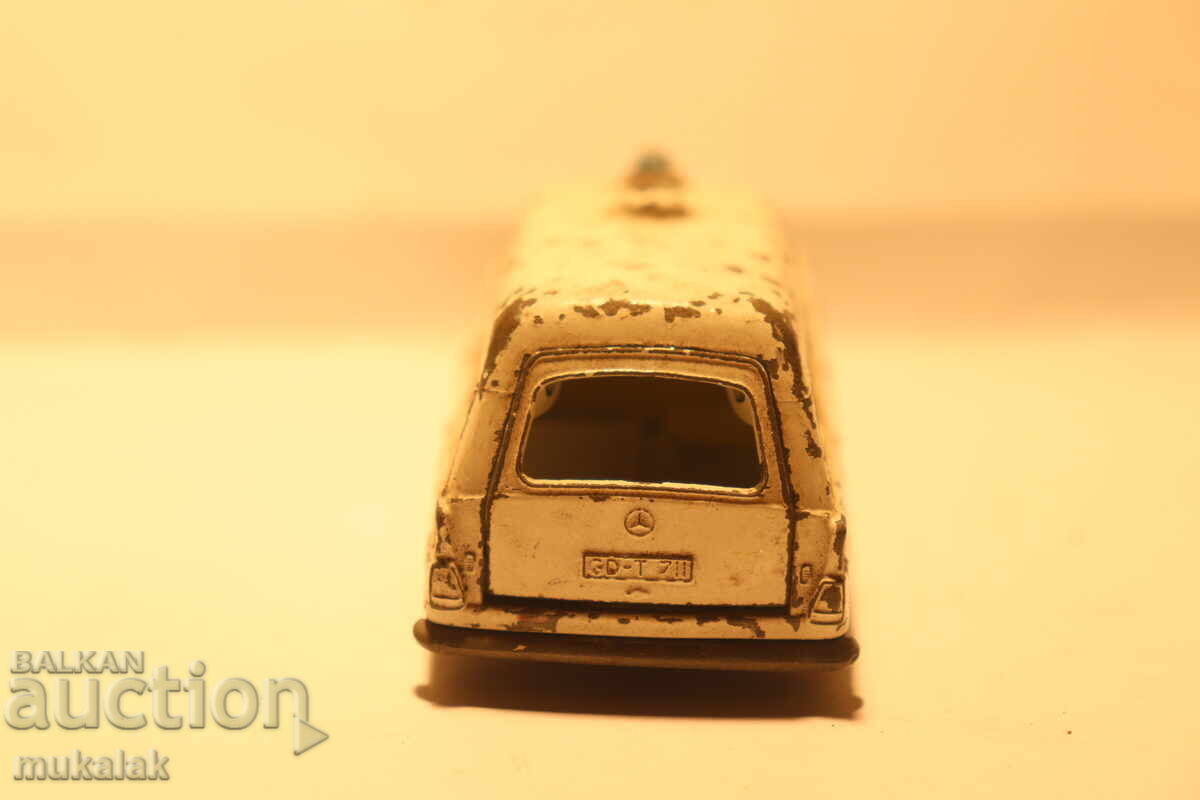 1/64? MATCHBOX MERCEDES ЛИНЕЙКА КОЛИЧКА ИГРАЧКА МОДЕЛ - 6 1/64? MATCHBOX MERCEDES ЛИНЕЙКА КОЛИЧКА ИГРАЧКА МОДЕЛ - 6