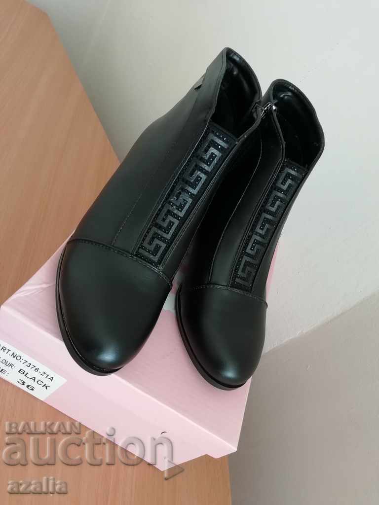 Women's boots, new, size 36 - 5 Women's boots, new, size 36 - 5