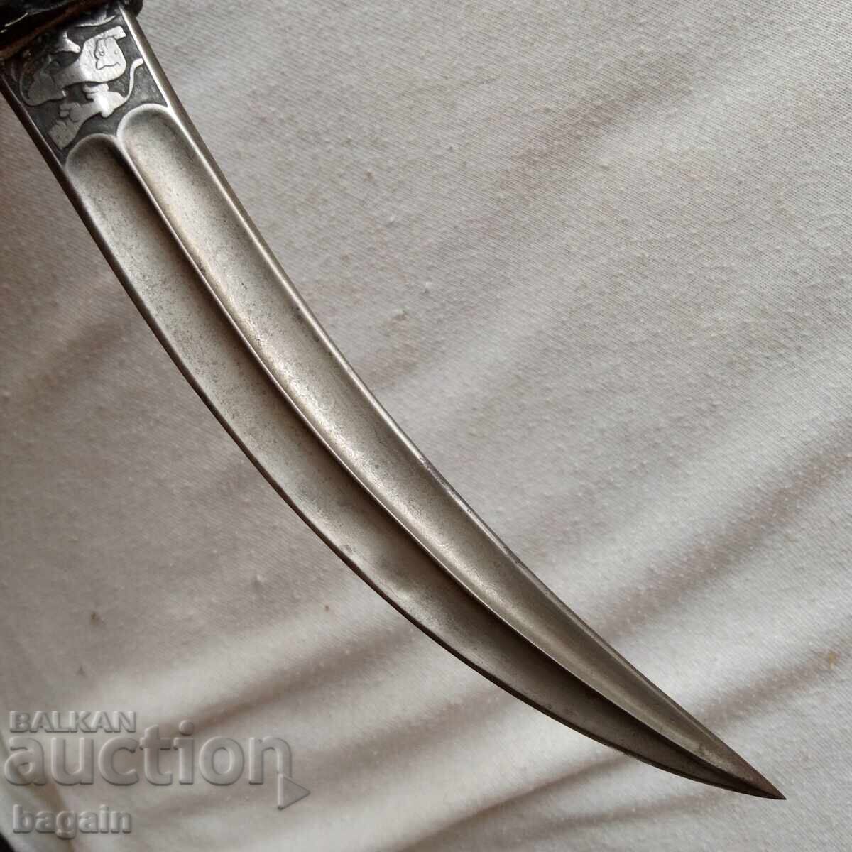 Кама, кинжал, ханджар, бебут. Кама, кинжал, ханджар, бебут.