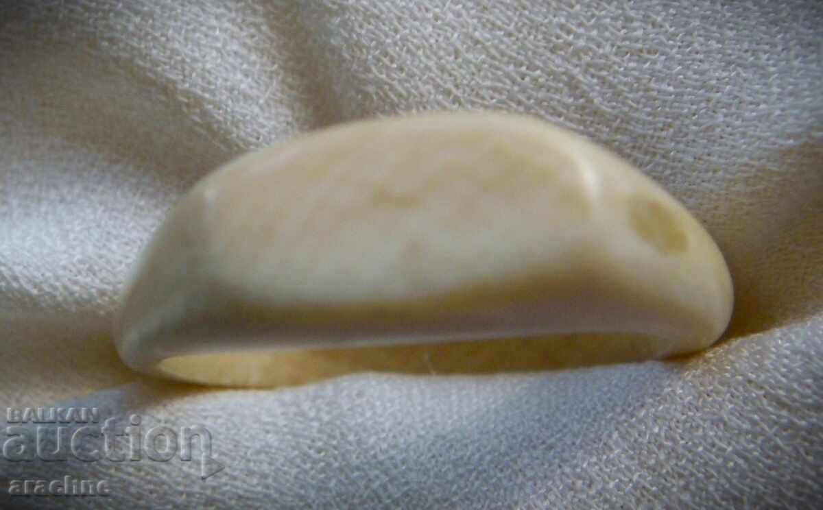 Δημοπρασία Δαχτυλίδι από ελεφαντόδοντο