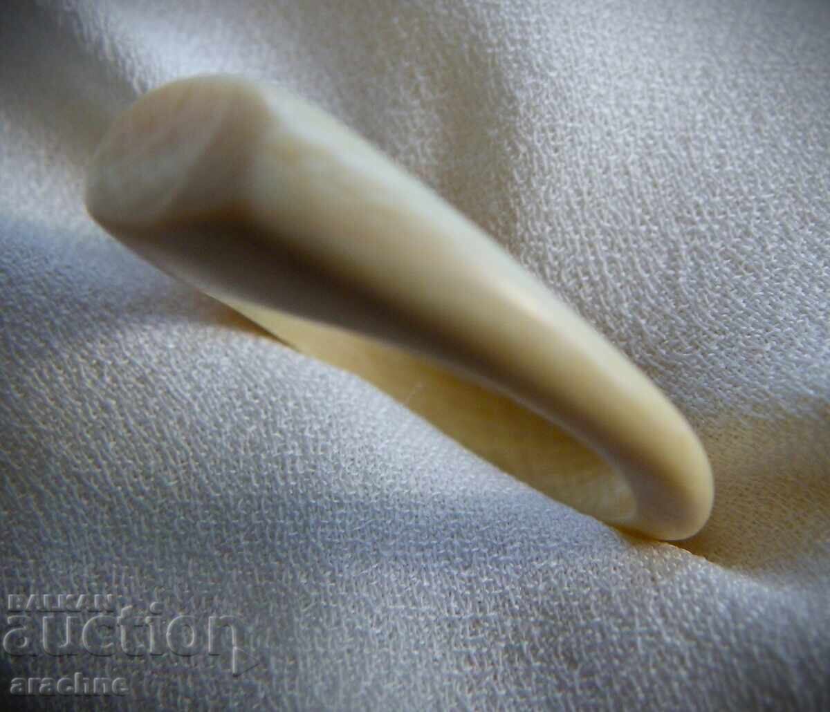 Παράδοση Δαχτυλίδι από ελεφαντόδοντο