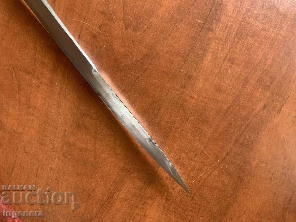 Delivery of Saber with Scabbard Delivery of Saber with Scabbard