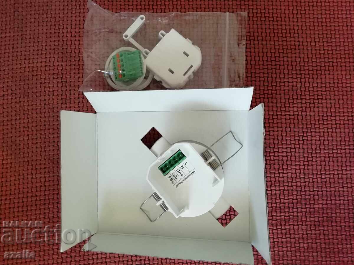 Сензорна лампа LUXEYE SENSE DALI BT - 5 Сензорна лампа LUXEYE SENSE DALI BT - 5