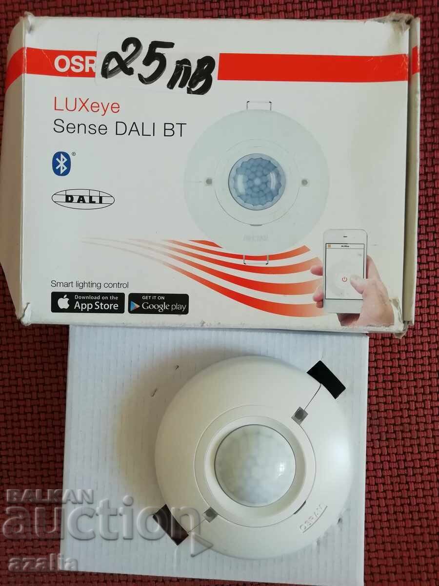 Сензорна лампа LUXEYE SENSE DALI BT Сензорна лампа LUXEYE SENSE DALI BT