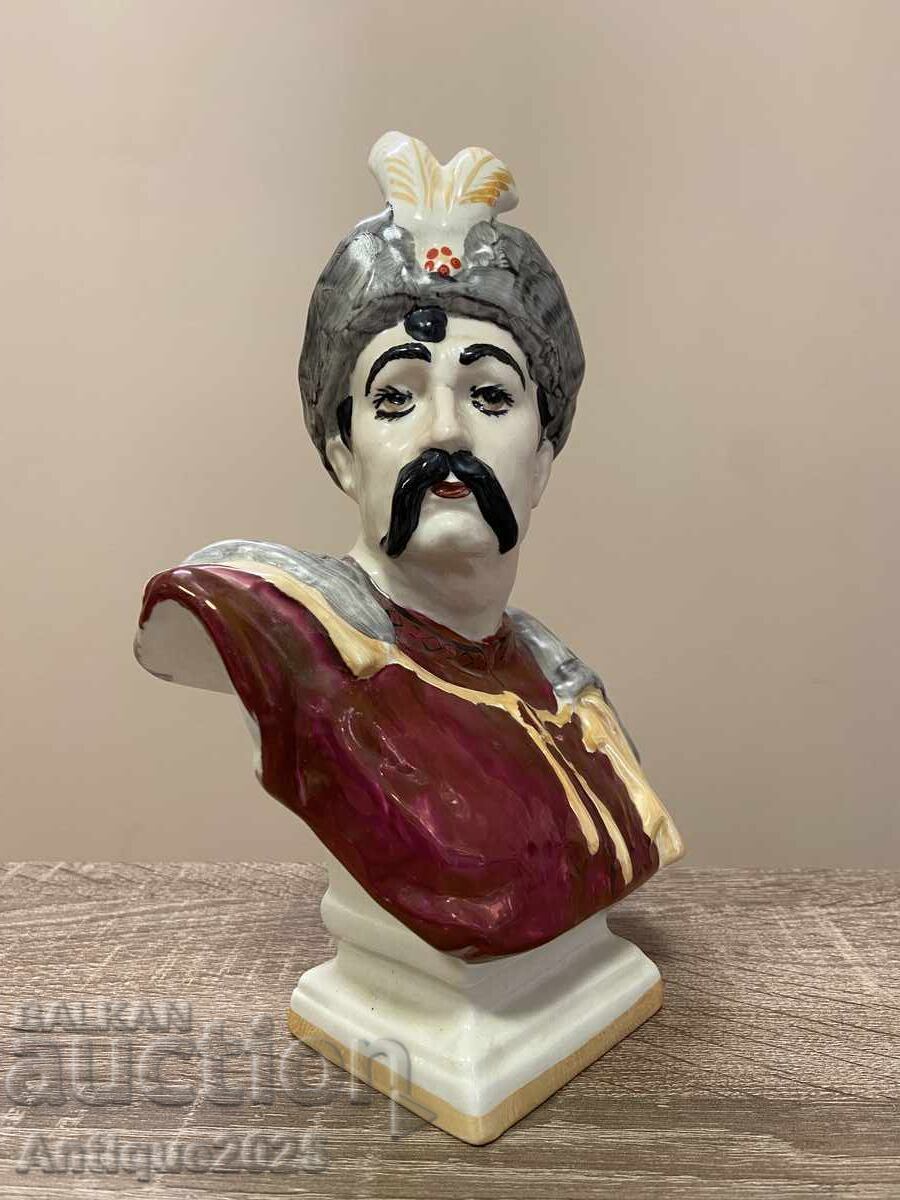 Licitație Bust al lui Bogdan Hmelnițki Licitație Bust al lui Bogdan Hmelnițki