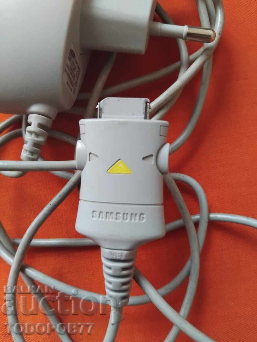 Φορτιστής για ρετρό Samsung με τιμή 0.01 BGN | € 0.01 Φορτιστής για ρετρό Samsung με τιμή 0.01 BGN | € 0.01