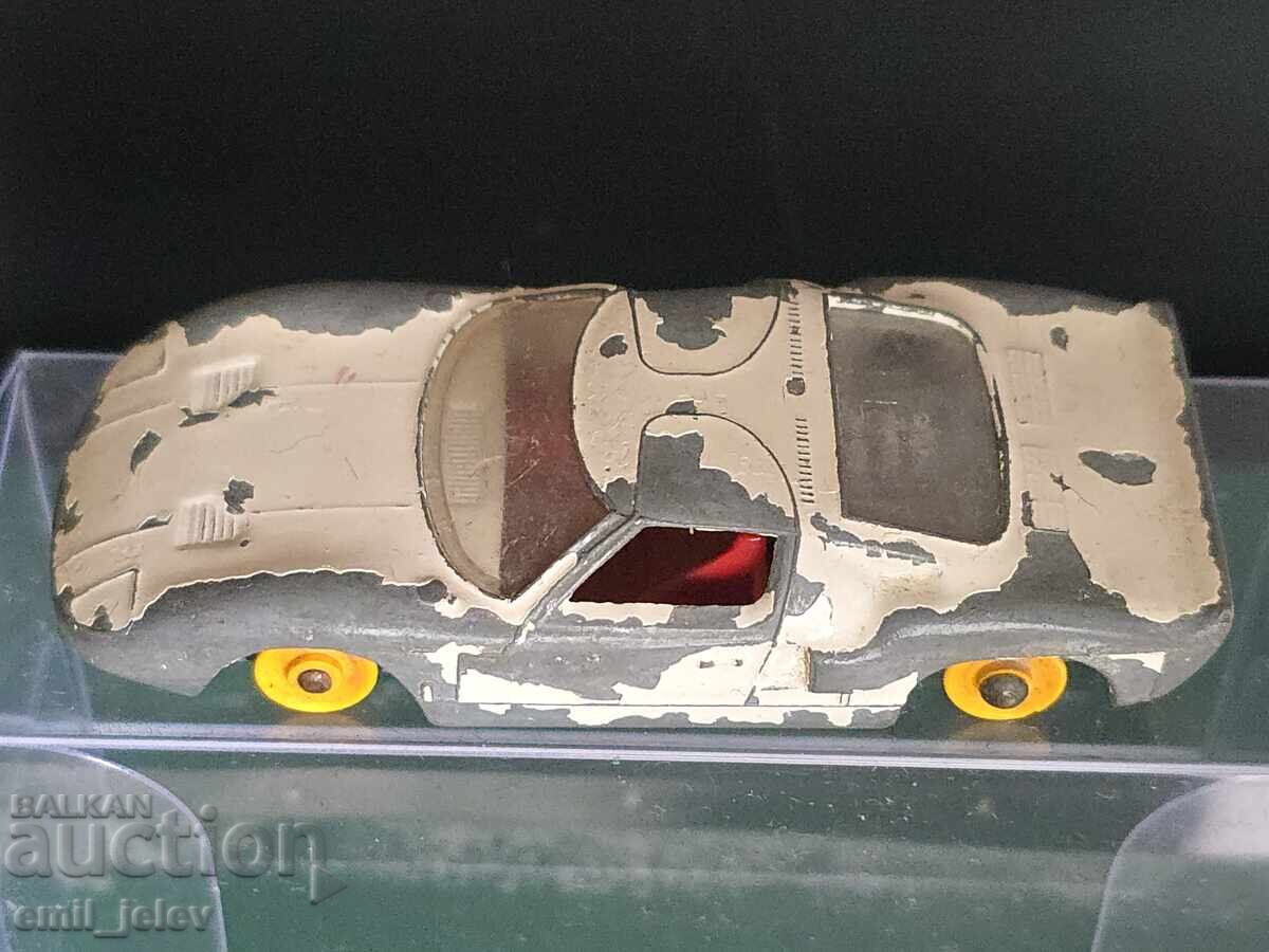 Matchbox Lesney No. 41C Ford GT 1965-1969 - 5 Matchbox Lesney No. 41C Ford GT 1965-1969 - 5