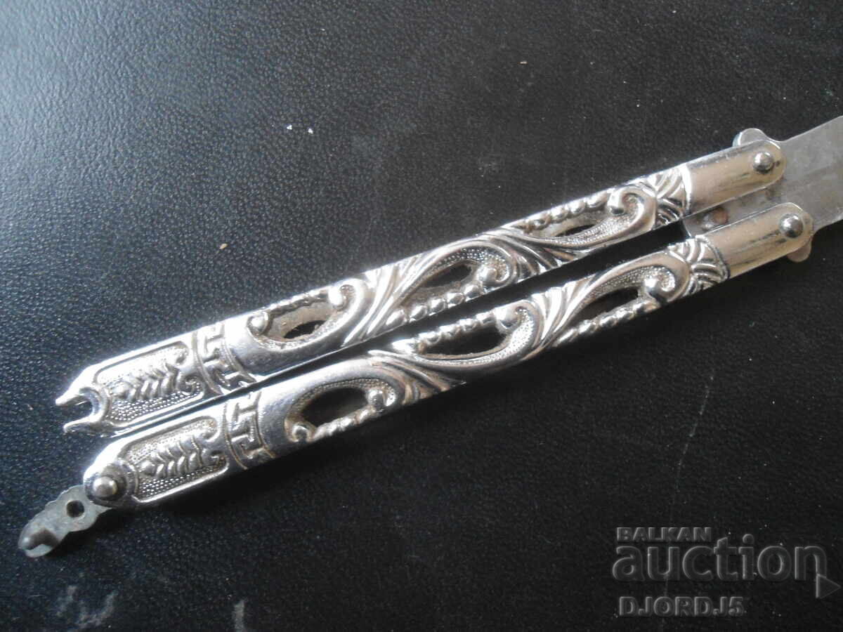 Auction Old pocket leg Auction Old pocket leg