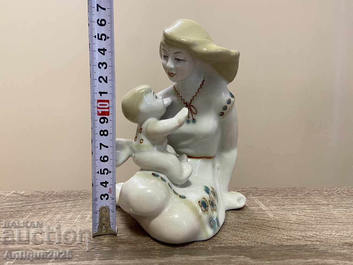 Фигурка „Майчинство“, СССР с цена 120.00 лв. | € 61.36