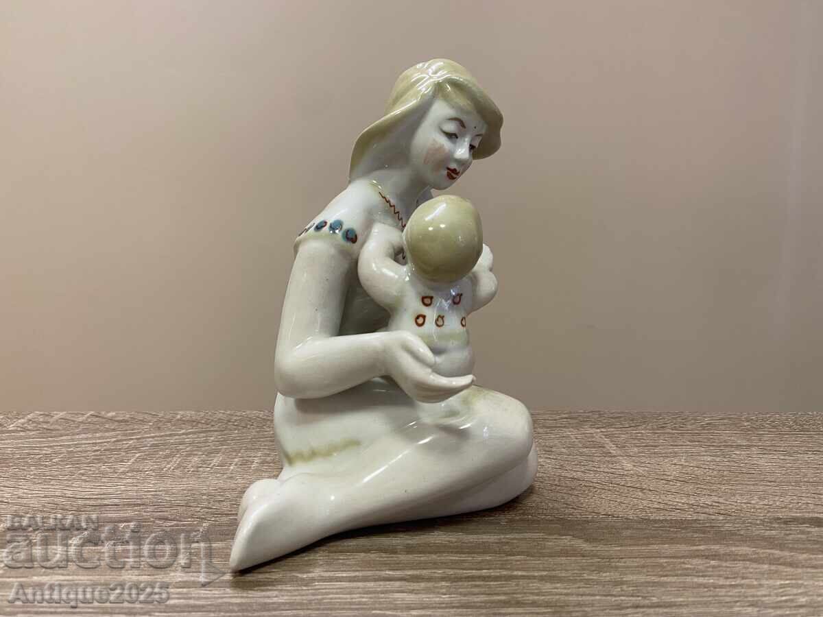 Аукцион Фигурка „Майчинство“, СССР