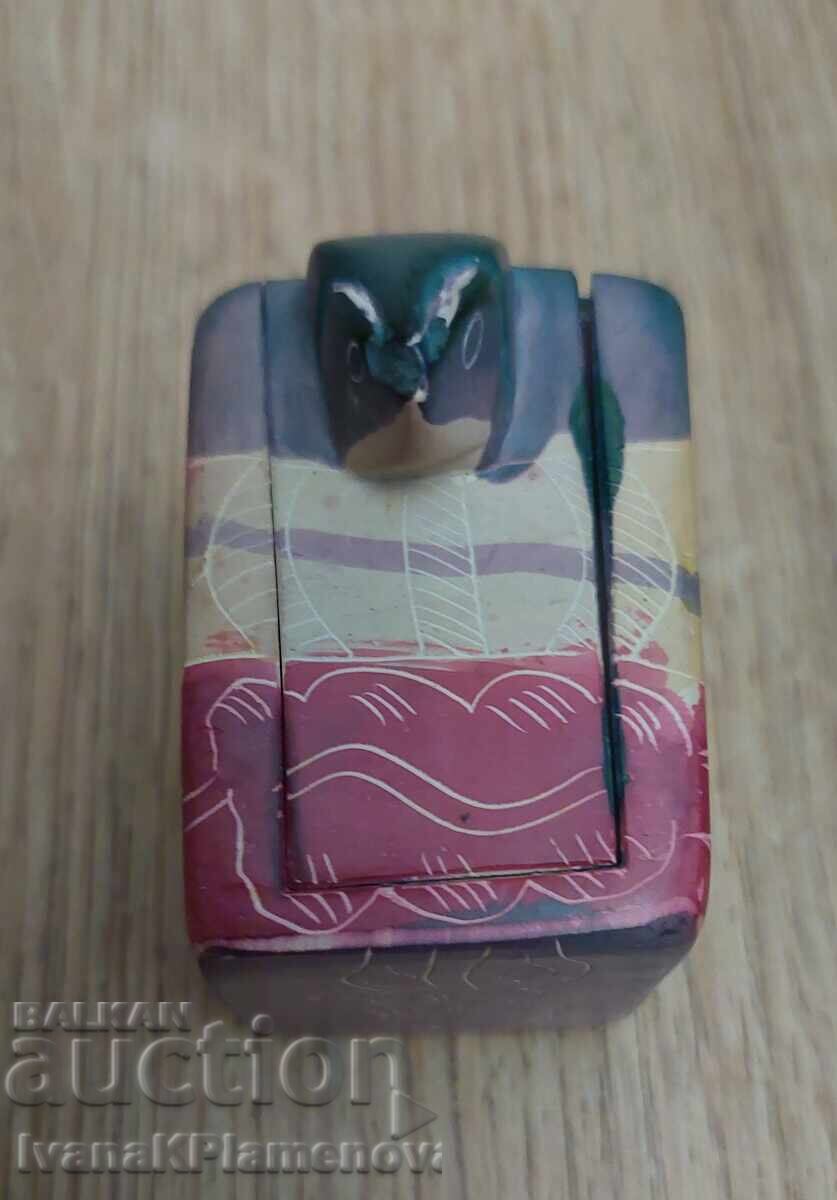 Auction  Handmade mineral box for connoisseurs