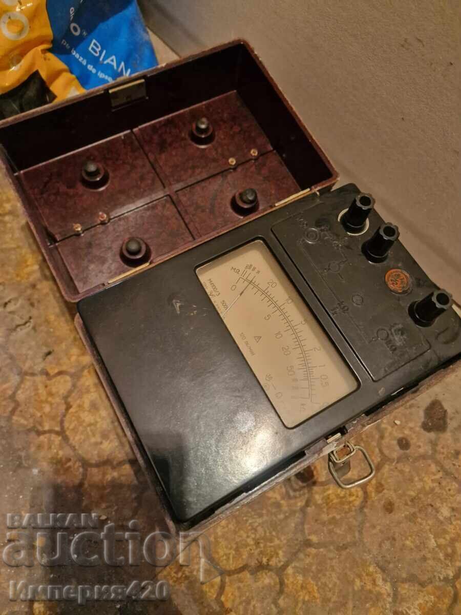 Auction Megohmmeter, telephone TAP 77 and detonator Auction Megohmmeter, telephone TAP 77 and detonator