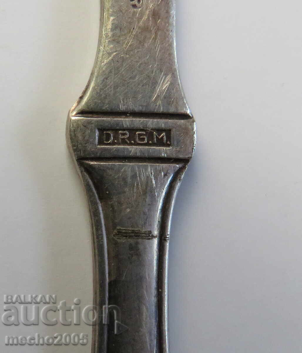 Butter Knife Marking D.R.G.M with price 24.00 BGN | € 12.27 Butter Knife Marking D.R.G.M with price 24.00 BGN | € 12.27