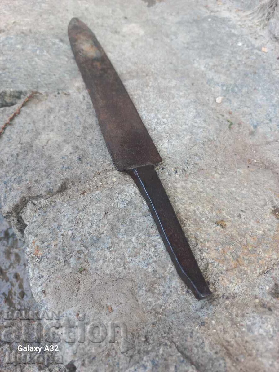 Παράδοση ΠΑΛΙΟ ΣΦΥΡΗΛΑΤΟ ΛΕΠΙΔΙ ΜΑΧΑΙΡΙ ΚΑΡΑΚΟΥΛΑΚ