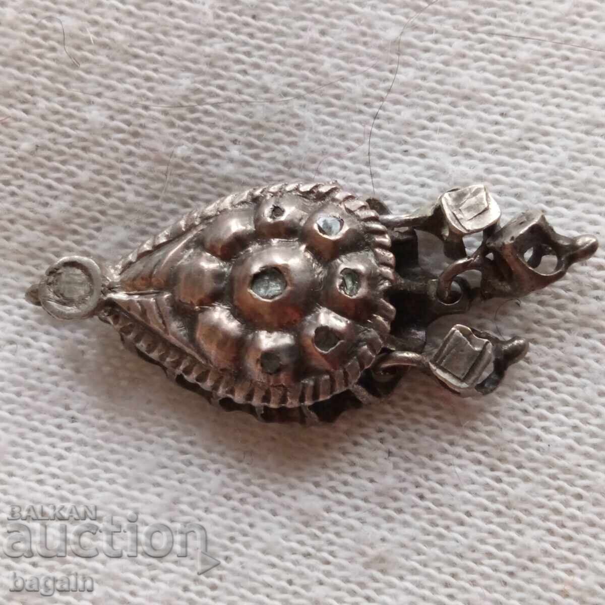 Δημοπρασία Διαμαντένιο μενταγιόν. Ασήμι