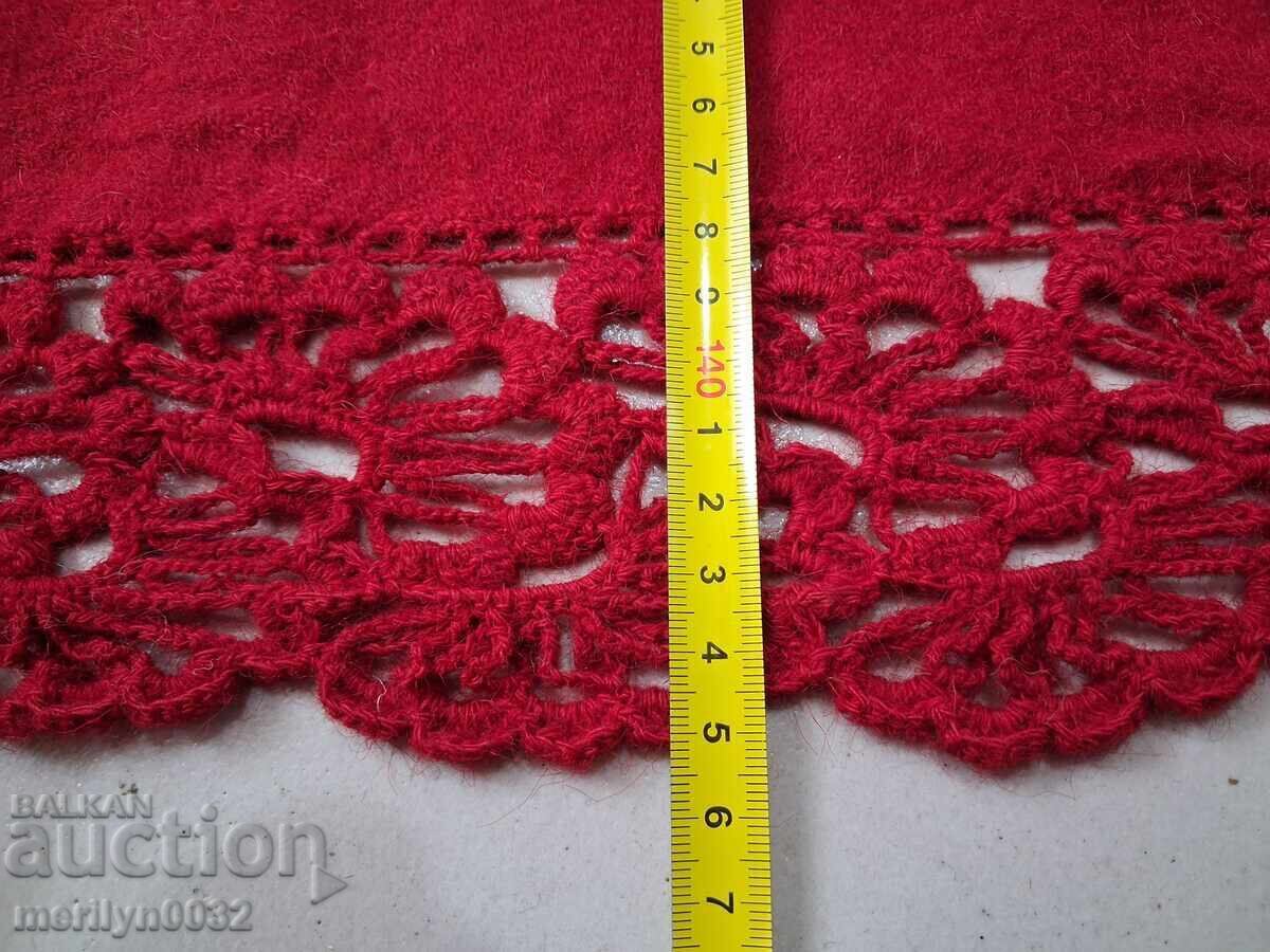 Cuvertură de pat veche din lână, postav roșu, cu dantelă - 6 Cuvertură de pat veche din lână, postav roșu, cu dantelă - 6