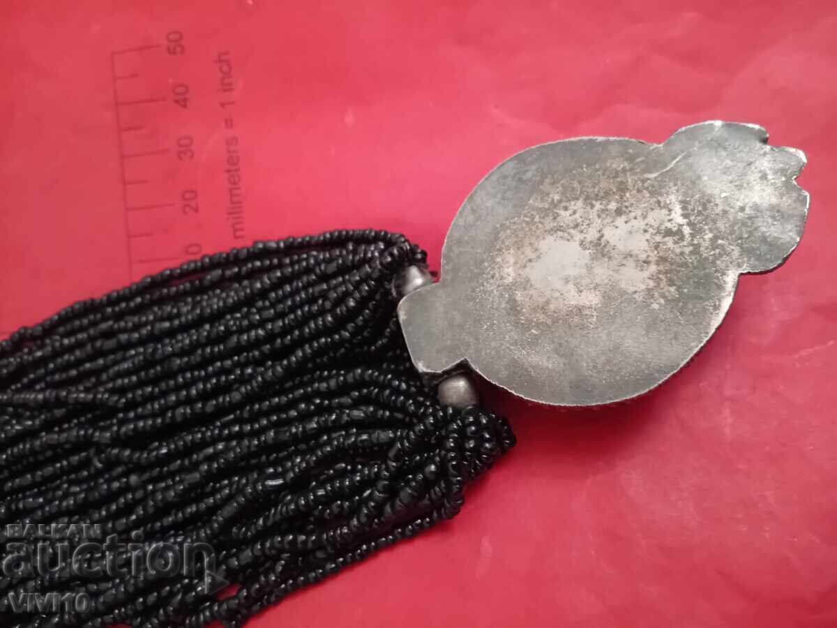 Colier vechi cu carneol cu preț € 30.00 | 58.67 BGN