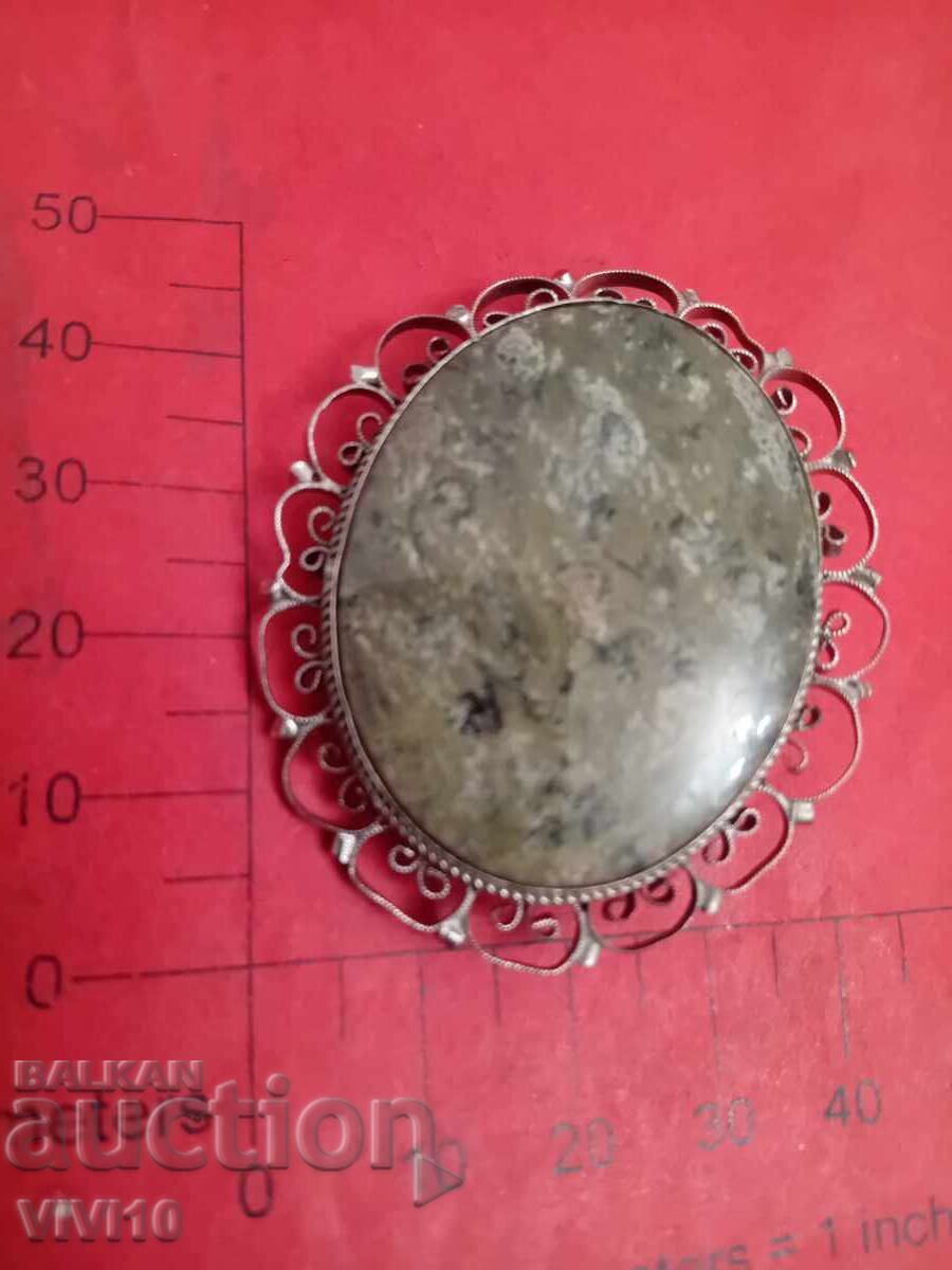 Antique brooch green marble with price 30.00 BGN | € 15.34