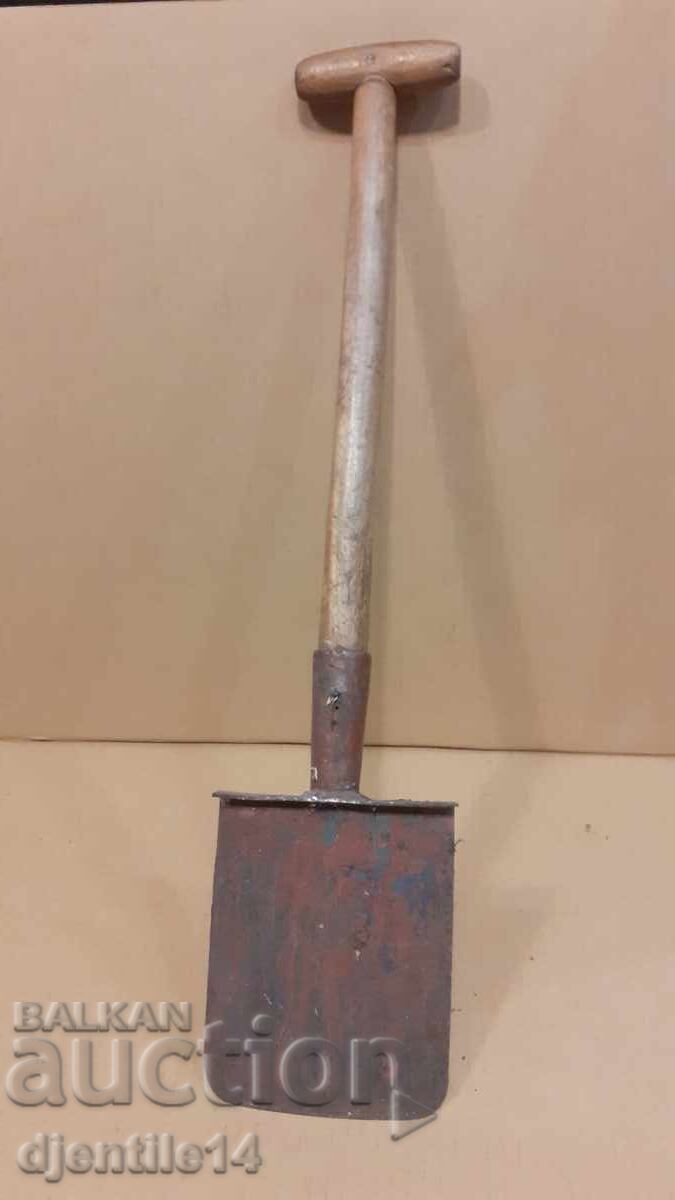 Auction Military shovel Auction Military shovel