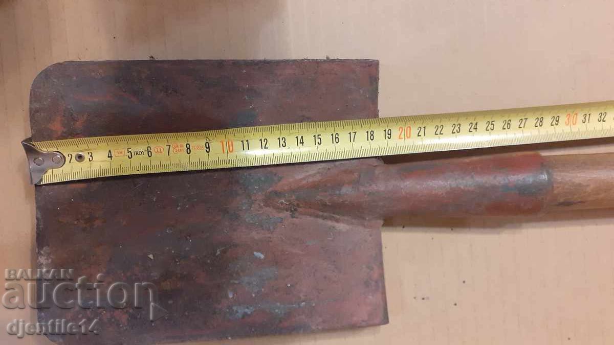 Delivery of Military shovel Delivery of Military shovel