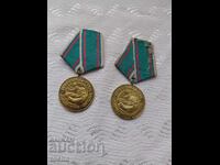 Παρτίδα παρασημοφοριών, μετάλλια, σήματα στήθους. BZC