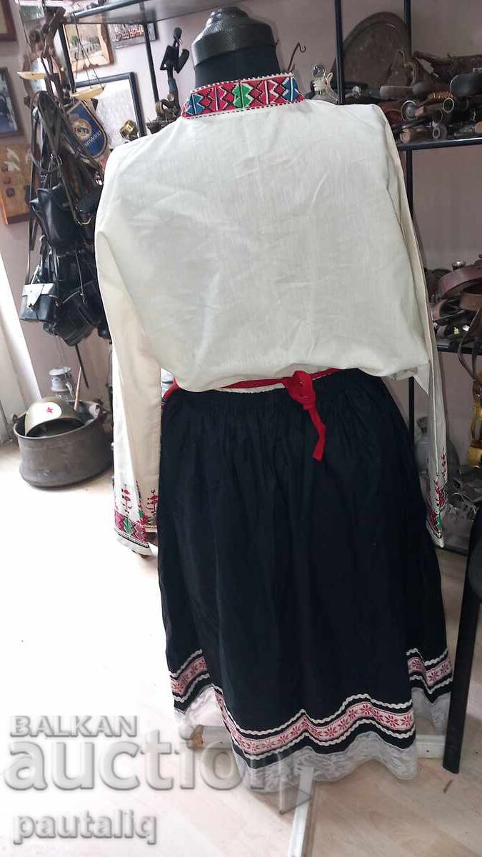 COSTUME FOLK - 7 COSTUME FOLK - 7