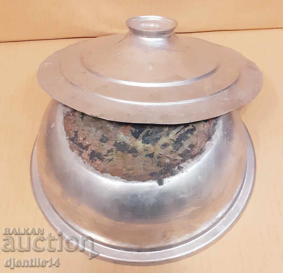 Πιάτο παλιό μεγάλο με καπάκι αλουμινίου - 5