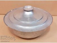 Чиния Стара голяма с капак алуминий