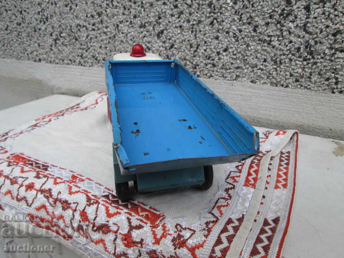 VECHI CAMION CHINEZESC DE JUCĂRIE DIN ANII '70 - 5 VECHI CAMION CHINEZESC DE JUCĂRIE DIN ANII '70 - 5