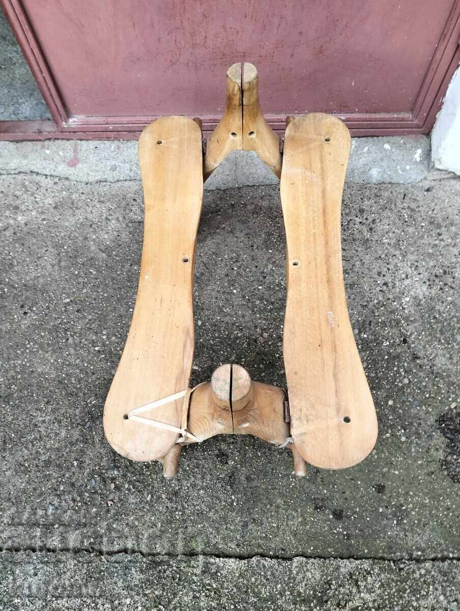 Καρέκλα τύπου σέλας καμήλας με τιμή 44.99 BGN | € 23.00 Καρέκλα τύπου σέλας καμήλας με τιμή 44.99 BGN | € 23.00