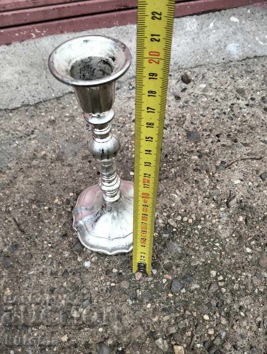 Ασημένιο κηροπήγιο με σήμανση με τιμή 34.99 BGN | € 17.89