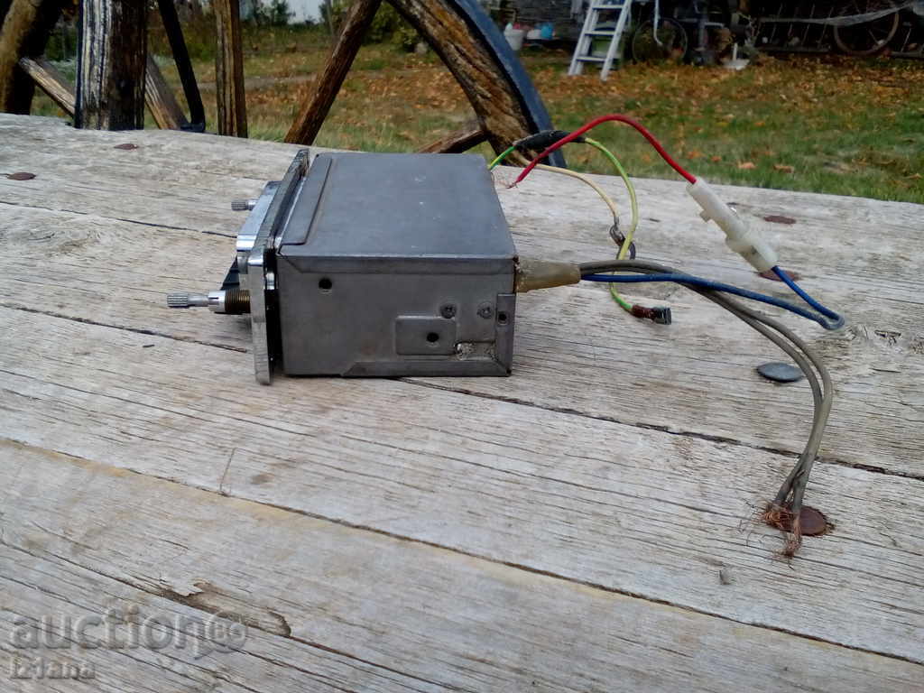 ραδιόφωνο αυτοκινήτου, ραδιόφωνο αυτοκινήτου Milux - 6