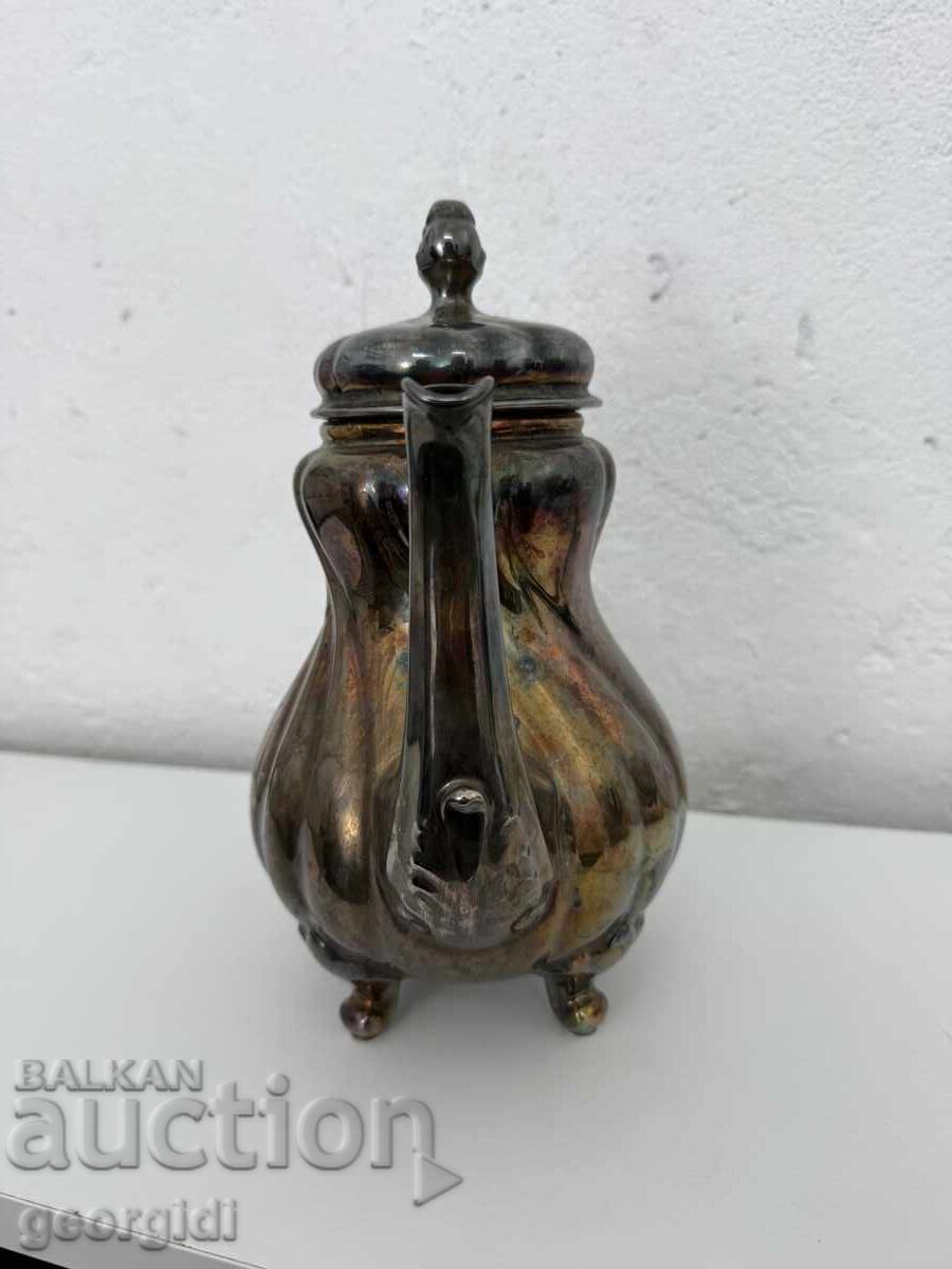 Δημοπρασία Πορσελάνινη τσαγιέρα με ασημένιο φύλλο - Carl Magnus Hutschen