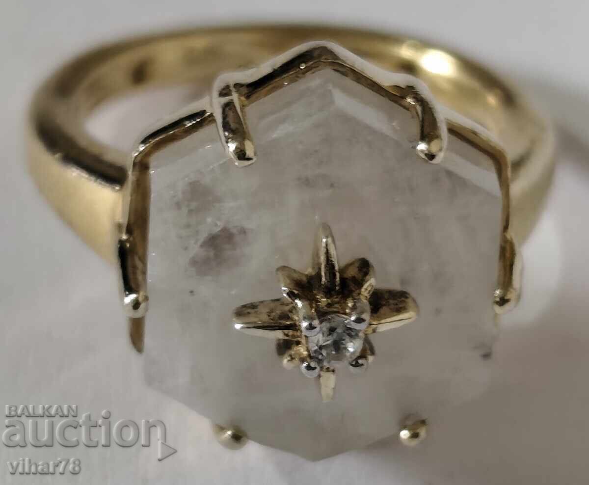 Auction  BEAUTIFUL GOLD-PLATED SILVER LADIES RING WITH MOONSTONE