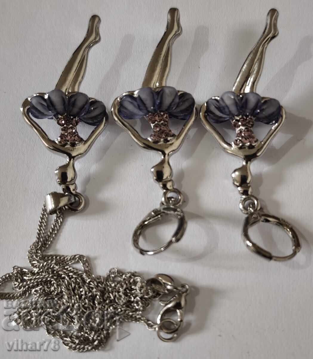 Silver earrings and pendant set - 5